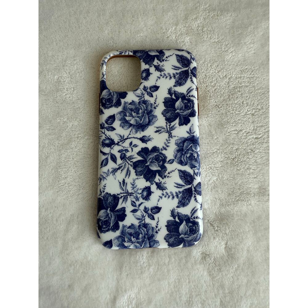 Casely 11 Pro iphone Phone Case Blue and White Rose Floral‎